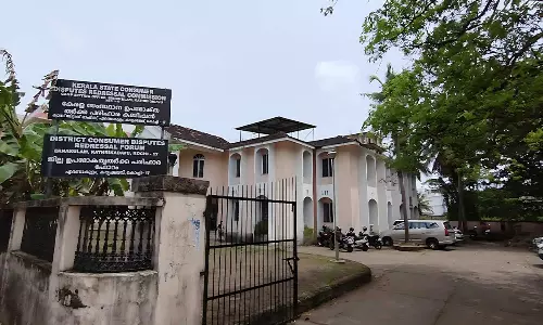 The Ernakulam District Consumer Disputes Redressal Court orders a compensation of Rs 50,000 in food poisoning case