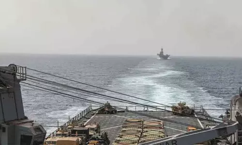 അമേരിക്കയുടെയും ബ്രിട്ടന്റെയും നേതൃത്വത്തിൽ നടന്ന ആക്രമണത്തോടെ പശ്ചിമേഷ്യ കൂടുതൽ പ്രക്ഷുബ്ധമാവുന്നു അമേരിക്കയുടെയും ബ്രിട്ടന്റെയും നേതൃത്വത്തിൽ നടന്ന ആക്രമണത്തോടെ പശ്ചിമേഷ്യ കൂടുതൽ പ്രക്ഷുബ്ധമാവുന്നു