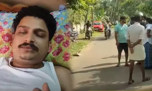 Leopard bike accident in Vazhikkadavu