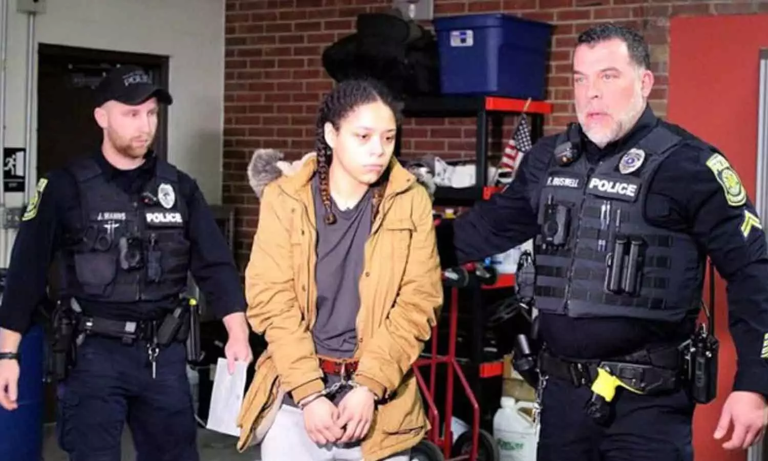 Woman Allegedly Kills Boyfriends Child By Feeding Her Batteries and remover