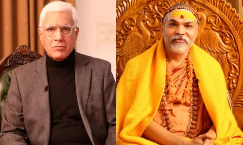 karan thappar with Swami Avimukteshwaranand Saraswati