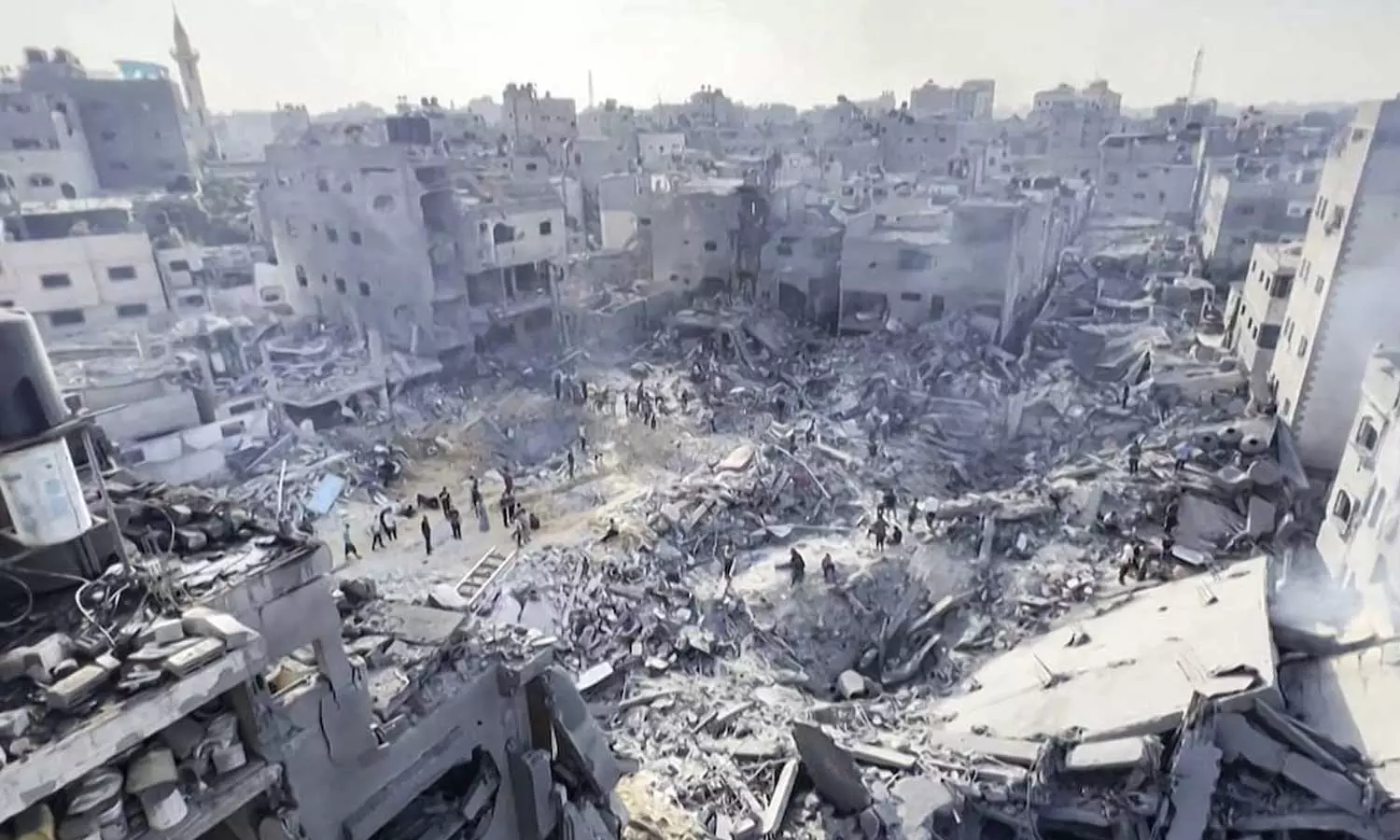 ആശുപത്രികളെ ലക്ഷ്യമിട്ട് ഇസ്രായേൽ: ബോംബാക്രമണത്തിൽ 77 ​ഫലസ്തീനികൾ കൊല്ലപ്പെട്ടതായി റിപ്പോർട്ട്