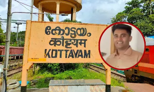 Youth Died after fall down between train and platform in Kottayam