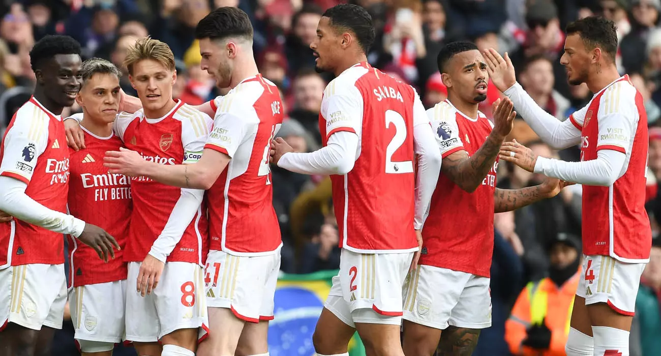 പാലസ് കോട്ട തകർത്ത് ഗണ്ണേഴ്‌സ്; അഞ്ച് ഗോൾ ജയവുമായി തിരിച്ചുവരവ്