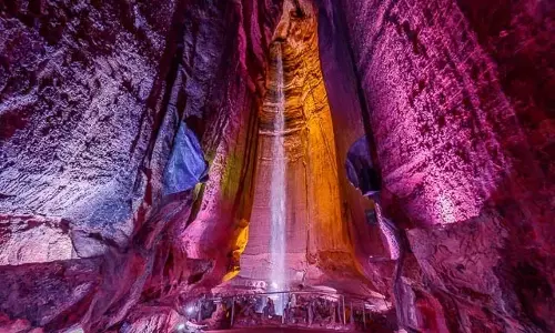 ലിയോ ലംബെര്‍റ്റ് കണ്ടെത്തിയ റൂബി ഫാള്‍സ്