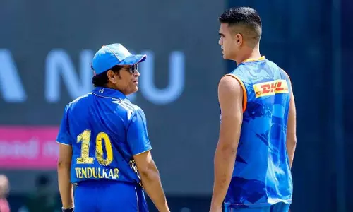 ബൗളിങിൽ മാത്രമല്ല, സച്ചിന്റെ മകൻ ബാറ്റിങിലും കിടിലൻ; രഞ്ജി ട്രോഫിയിൽ അർധ സെഞ്ചുറി