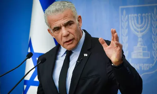 End war to free captives Says Israel opposition leader says