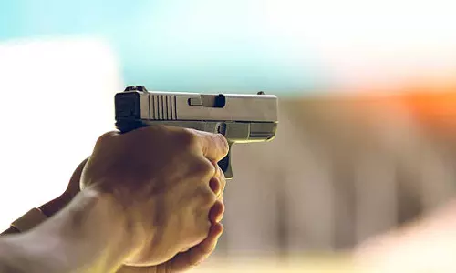 four men threatened man at gunpoint in Ernakulam four men threatened man at gunpoint in Ernakulam