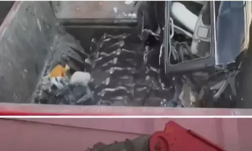 പൊതുനിരത്തില്‍ അശ്രദ്ധമായി ഓടിച്ച വാഹനം പിടിച്ചെടുത്ത് ‘പൊളിച്ചടുക്കി’ ഖത്തർ - വീഡിയോ