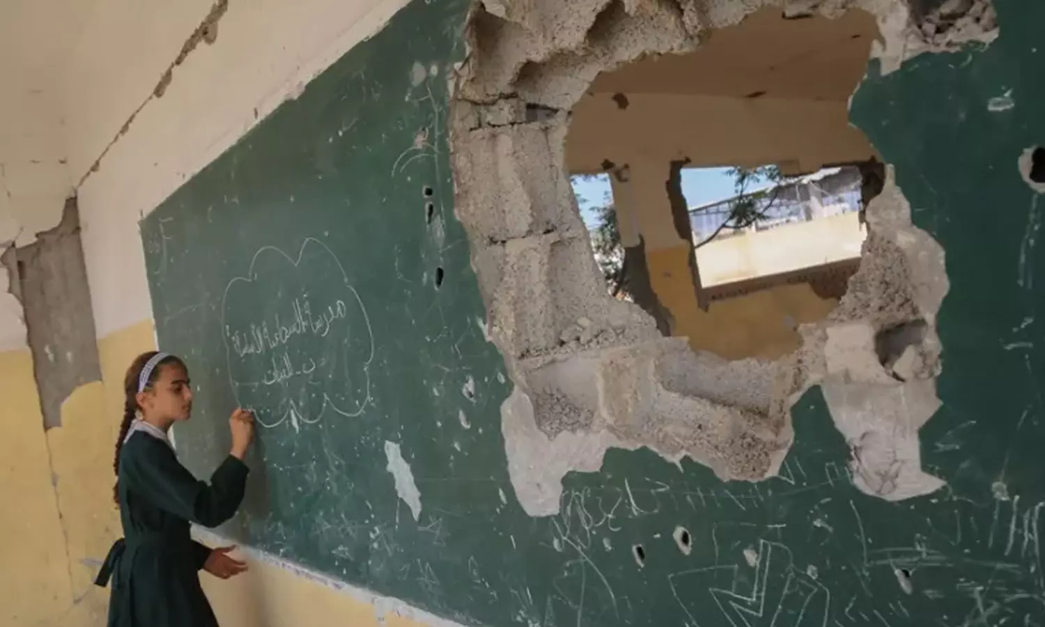 More than 4,500 students killed and 388 schools bombed in Gaza Strip