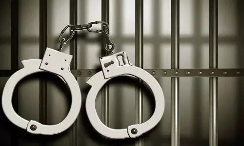 പ്രാണപ്രതിഷ്ഠാ ദിനത്തിൽ മസ്ജിദിൽ അതിക്രമിച്ച് കയറി കാവിക്കൊടി കെട്ടി: മൂന്ന് സംഘ്പരിവാർ അനുകൂലികൾ  യു.പിയിൽ  അറസ്റ്റിൽ