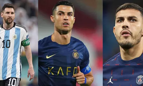 പുരസ്‌കാരങ്ങളുടെ വിശ്വാസ്യത നഷ്ടപ്പെട്ടെന്ന ക്രിസ്റ്റ്യാനോയുടെ പരാമർശം ബാർബർ ഷോപ്പുകൾ കാലഹരണപ്പെട്ടെന്ന് പറയുന്നത് പോലെ-അർജന്റൈൻ താരം