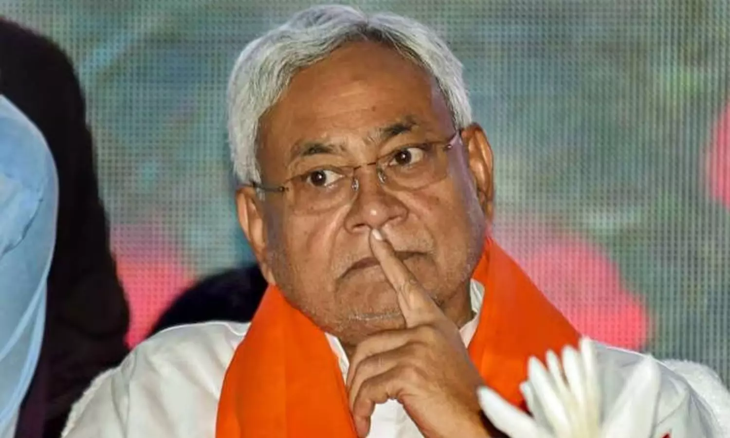 നിതീഷ് കുമാർ എൻ.ഡി.എയിലേക്ക് മടങ്ങിയേക്കും?;  ജെ.ഡി.യു എം.എൽ.എമാരോട് പട്‌നയിലെത്താൻ നിർദേശം