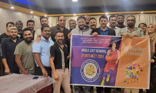 വേൾഡ് മലയാളി കൗൺസിൽ മിഡിൽ ഈസ്റ്റ് റീജിയൺ സംഘടിപിക്കുന്ന കായിക മേളയുടെ സ്പോട്ട്സ് ഡേ ഫ്ലാഗ് കൈമാറി