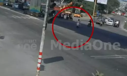 One dies in accident at kalamassery