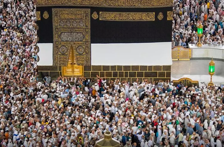 Saudi Arabia Urges Private Sector to Implement Early Security Measures for Upcoming Hajj Season