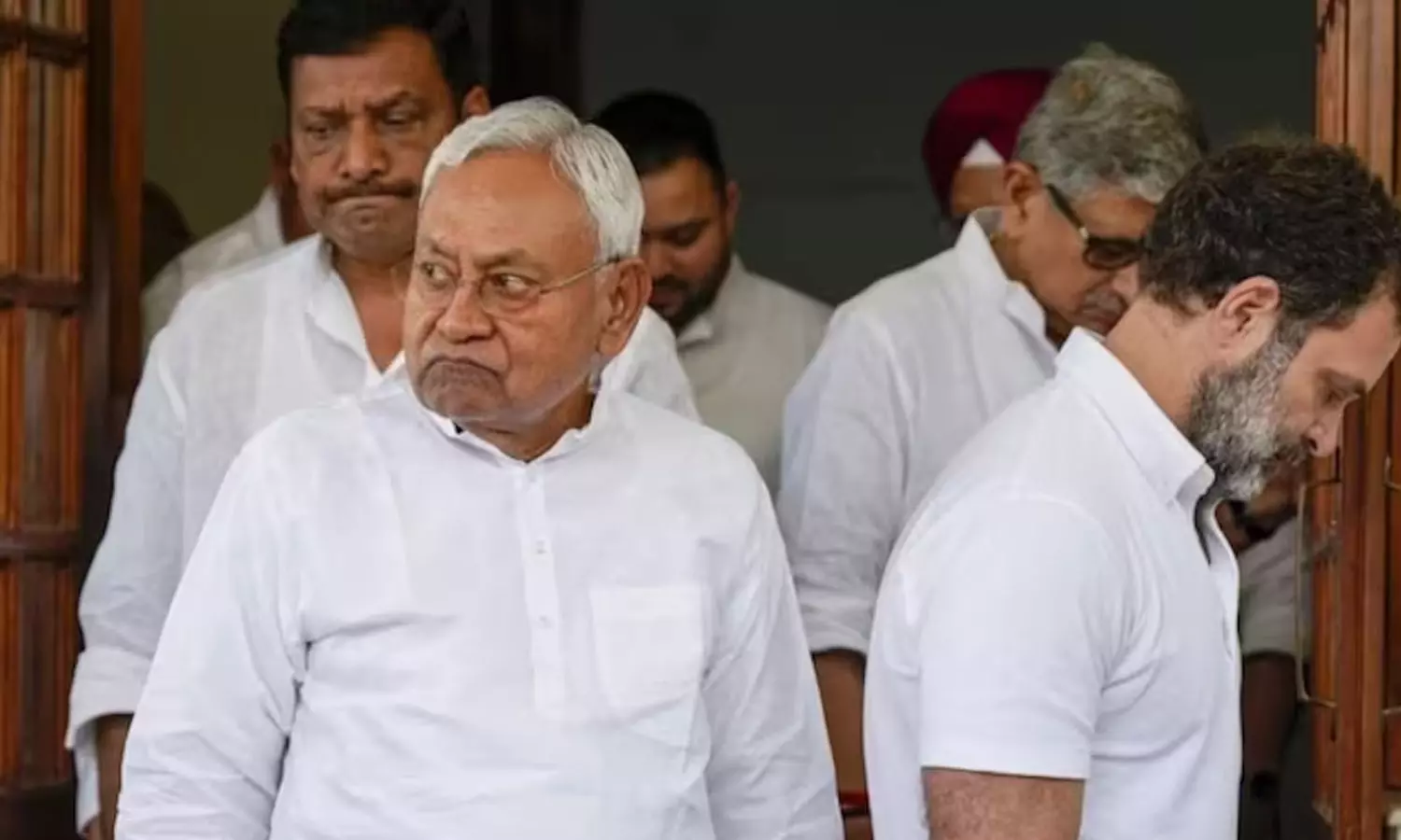 INDIA bloc,bihar politics,Nitish Kumar,Bihar Crisis,latest national news,ബിഹാര്,നിതീഷ് കുമാര്,ഇന്ഡ്യ മുന്നണി,മല്ലികാര്ജുന് ഖാര്ഖെ INDIA bloc,bihar politics,Nitish Kumar,Bihar Crisis,latest national news,ബിഹാര്,നിതീഷ് കുമാര്,ഇന്ഡ്യ മുന്നണി,മല്ലികാര്ജുന് ഖാര്ഖെ