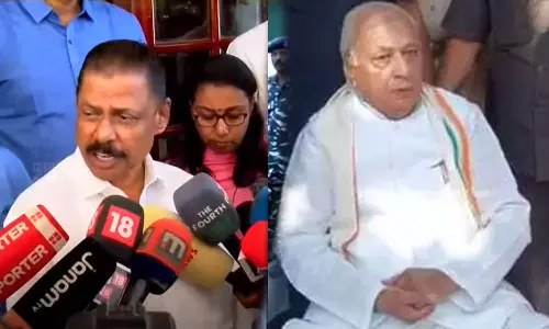 മിഠായി തെരുവിൽ ഹലുവ വാങ്ങാൻ പോയപ്പോൾ ഒരു സെക്യൂരിറ്റിയും വേണ്ടിവന്നില്ലല്ലോ? ഗവർണർ വിഡ്ഢി വേഷം കെട്ടുന്നത് കേന്ദ്ര പിന്തുണയോടെ;   എം.വി ഗോവിന്ദൻ