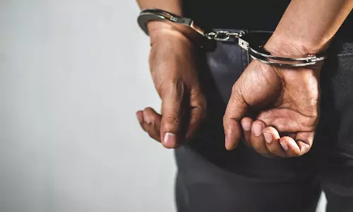 Smartphone smuggling: expatriate deported in Kuwait