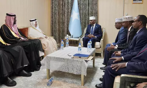 Somalia Prime Minister meets with the General Supervisor of the King Salman Relief Center