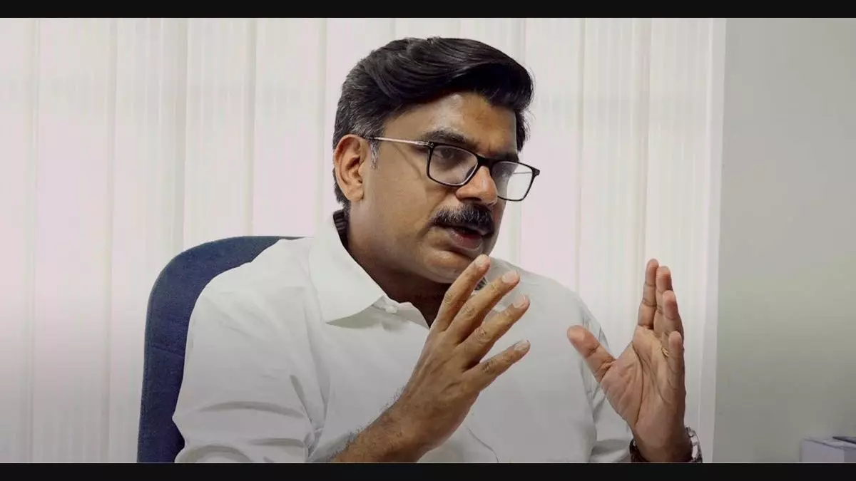 mathew kuzhalnadan,Chinnakanal Land Controversy Case; Vigilance FIR says 21 people including Mathew Kuzhalnathan are accused, latest malayalam news,