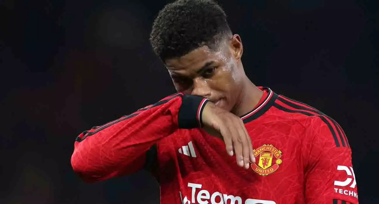 സ്വയം നശിക്കാൻ തീരുമാനിച്ചതുപോലെ ; റാഷ്‌ഫോഡിന്റെ നീക്കത്തിൽ ആശങ്കയറിയിച്ച് കോച്ചിങ് സ്റ്റാഫ്