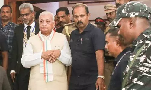 ഗവർണറുടെ സുരക്ഷാ ചുമതല സി.ആർ.പി.എഫിന്: ഇന്ന് അവലോകന യോഗം ചേരും