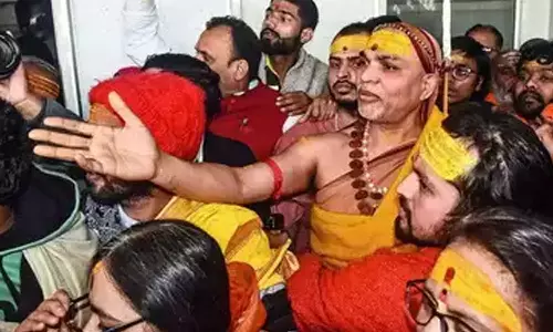 Jyotish Peeth Shankaracharya Swami Avimukteshwaranand stopped from conducting parikrama of Gyanvapi area, Gyanvapi case Jyotish Peeth Shankaracharya Swami Avimukteshwaranand stopped from conducting parikrama of Gyanvapi area, Gyanvapi case