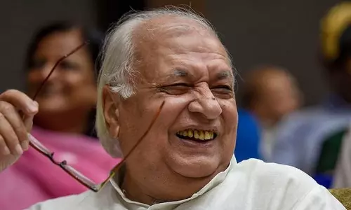 ഗവർണറുടെ വ്യക്തിഗത സുരക്ഷാ ചുമതല സി.ആര്‍.പി.എഫിന്; റൂട്ട് നിശ്ചയിക്കുക പൊലീസ്