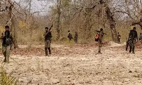 ഛത്തീസ്ഗഡിൽ നക്സൽ ആക്രമണത്തിൽ മൂന്ന് ജവാന്മാർക്ക് വീരമൃത്യൂ