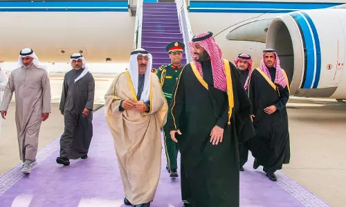 Kuwaits Emir Sheikh Meshal Al-Ahmad Al-Jaber Al-Sabah Bolsters Ties with Saudi Arabia on State Visit
