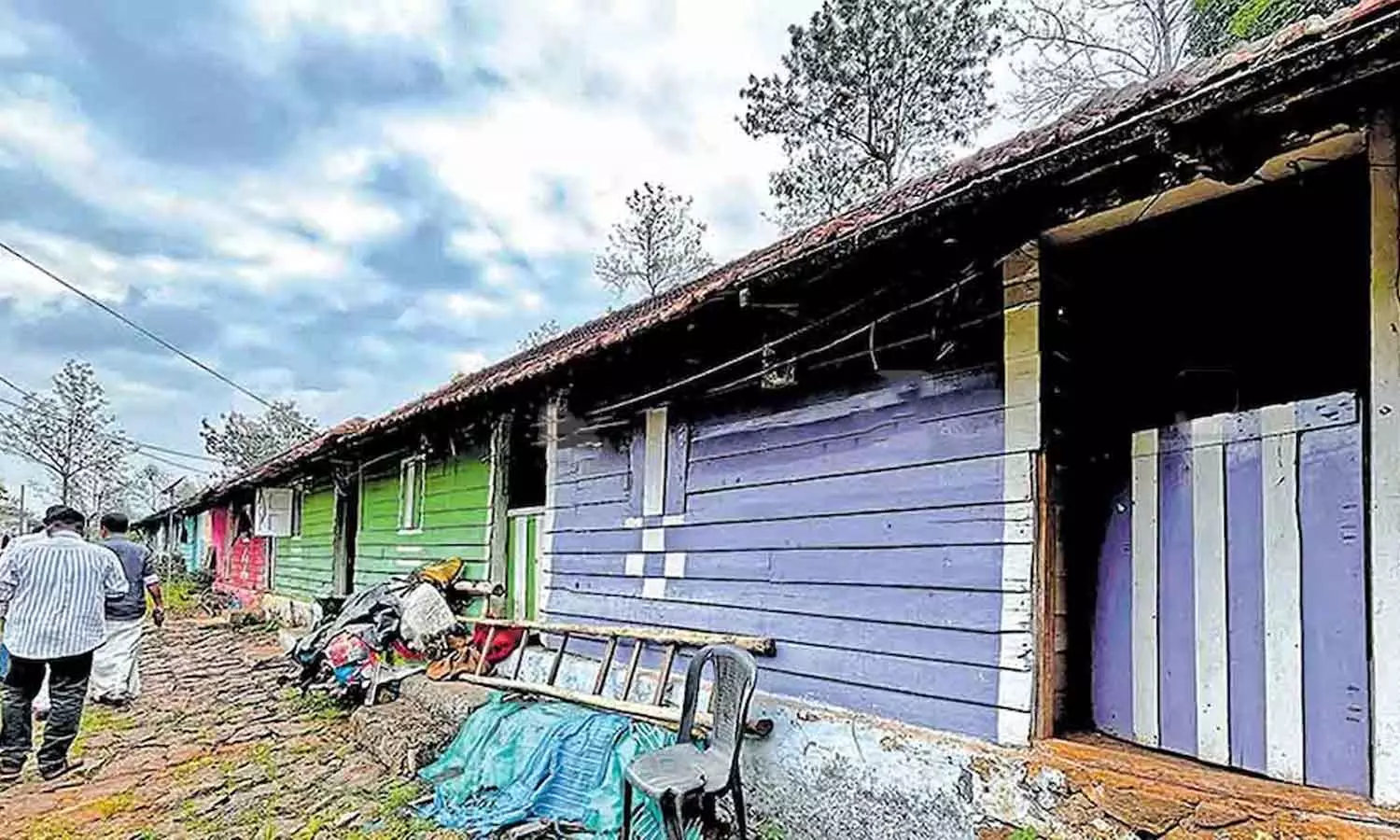 Investigating officer in Vandiperiyar case has been suspended Investigating officer in Vandiperiyar case has been suspended