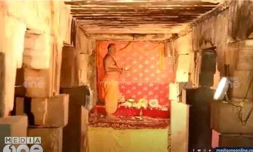 Worship started in Gyanvapi masjid