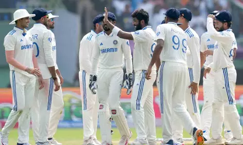 ബുമ്രക്ക് ആറു വിക്കറ്റ്; വിശാഖപട്ടണം ടെസ്റ്റിൽ ഇംഗ്ലണ്ട് 253ന് പുറത്ത്, ഇന്ത്യക്ക് മേൽക്കൈ