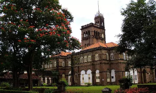 പൂനെ യൂണിവേഴ്സിറ്റി