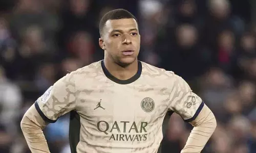 കിലിയൻ എംബാപെ റയലിലേക്ക്; സീസണൊടുവിൽ പി.എസ്.ജി വിടുമെന്ന് റിപ്പോർട്ട്