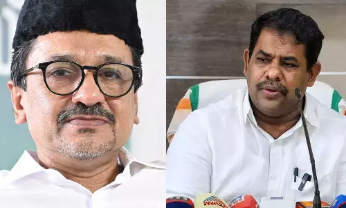 ബാബരിമസ്ജിദ് തകർത്തയിടത്ത് അന്യായമായി നിർമിച്ച കെട്ടിടം മതേതരത്വത്തിന്റെ അടയാളമല്ല; സാദിഖലി തങ്ങള്ക്ക് മറുപടിയുമായി റസാഖ് പാലേരി ബാബരിമസ്ജിദ് തകർത്തയിടത്ത് അന്യായമായി നിർമിച്ച കെട്ടിടം മതേതരത്വത്തിന്റെ അടയാളമല്ല; സാദിഖലി തങ്ങള്ക്ക് മറുപടിയുമായി റസാഖ് പാലേരി