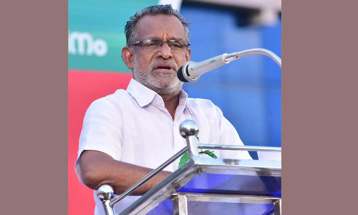 SDPI General secretary against Sadiqali Thangal