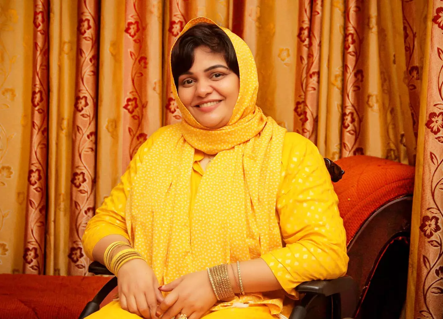 കാലം മായ്ച്ച കാല്‍പ്പാടുകള്‍ - മാരിയത്ത് സി.എച്ച്