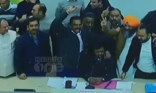 Chandigarh Mayoral Election, presiding officer ,ballot papers, latest malayalam news, ചണ്ഡീഗഡ് മേയർ തിരഞ്ഞെടുപ്പ്, പ്രിസൈഡിംഗ് ഓഫീസർ, ബാലറ്റ് പേപ്പറുകൾ, ഏറ്റവും പുതിയ മലയാളം വാർത്തകൾ