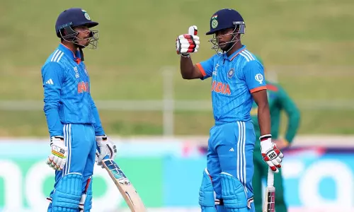 സച്ചിനും സഹറാനും കസറി;  ദക്ഷിണാഫ്രിക്കയെ തകർത്ത്  ഇന്ത്യ അണ്ടർ 19 ലോക കപ്പ് ഫൈനലിൽ