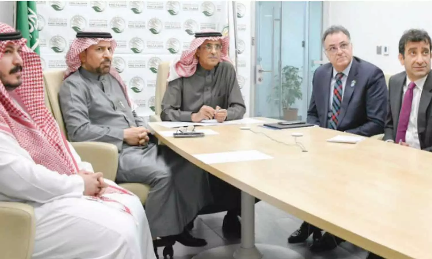 ഗസ്സക്ക് വൈദ്യസഹായം ലഭ്യമാക്കാൻ പദ്ധതി; കിങ് സൽമാൽ റിലീഫ് കേന്ദ്രവും ലോകാരോഗ്യ സംഘടനയും ധാരണയിലെത്തി