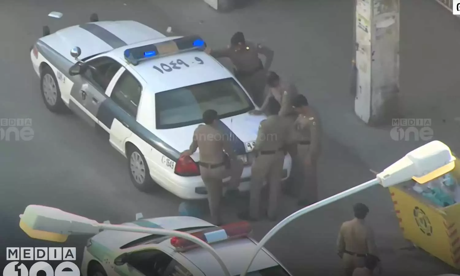 സൗദി ജയിലില്‍നിന്ന് മോചിതരായ മലയാളികള്‍ ഉള്‍പ്പെട്ട ഇന്ത്യന്‍ സംഘം നാട്ടിലേക്കു തിരിച്ചു