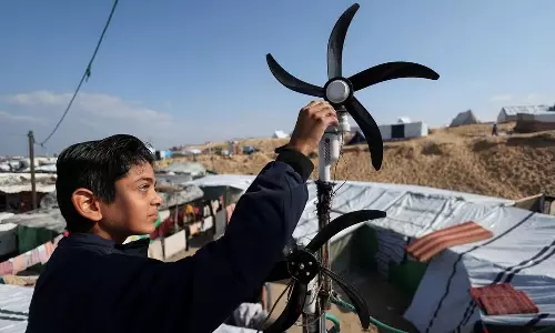 gaza boy made own electricity
