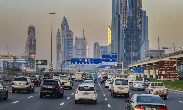 ഗതാഗത നിയമലംഘനങ്ങളിൽ കർശന മുന്നറിയിപ്പുമായി ദുബൈ പൊലീസ്