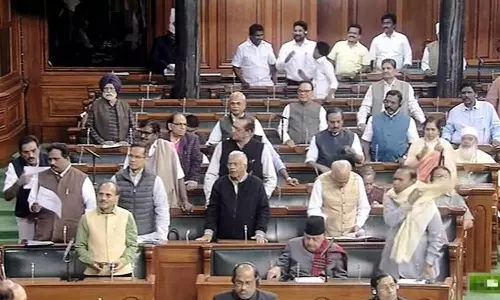 ധവളപത്രത്തിന് പിന്നാലെ കേന്ദ്രത്തിന് കണക്കുകളിലൂടെ മറുപടി നൽകാൻ ഒരുങ്ങി പ്രതിപക്ഷം