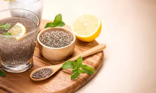 വണ്ണം കുറക്കാൻ, ചർമം തിളങ്ങാൻ...; ചിയാ സീഡ്സ് ഇനി ഇങ്ങനെ കഴിക്കാം