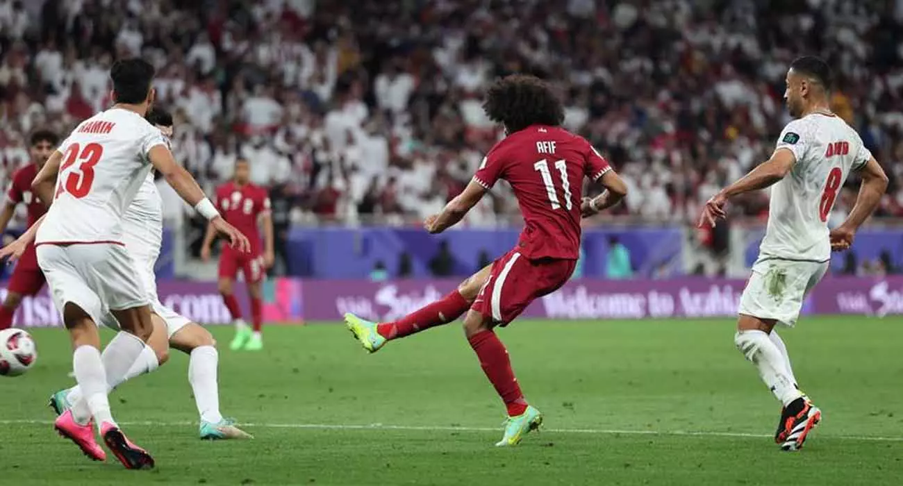 ഗോളുമായി അക്രം അഫീഫ്; ആദ്യ പകുതിയിൽ ഖത്തർ മുന്നിൽ