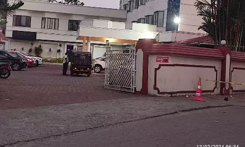 Firing at Kochi Bar