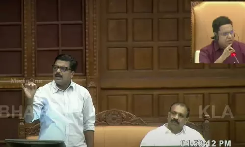 എക്സാലോജിക് വിവാദം; രേഖകളില്ലെന്ന് സ്പീക്കർ, മാത്യു കുഴൽനാടന്റെ മൈക്ക് ഓഫ് ചെയ്തു